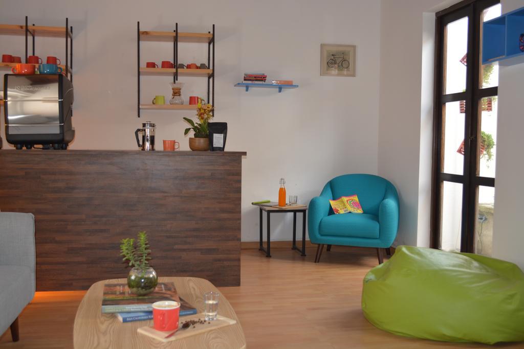 Luna Maya Hostel & Wellness Antigua Esterno foto